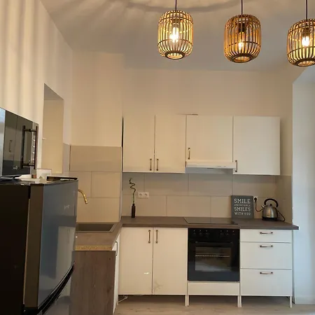Neues In Gera, Erdgeschoss, 4 Schlafzimmer, 2 Wcs Und Bad Sowie Terrasse, Quartier1 * Gera